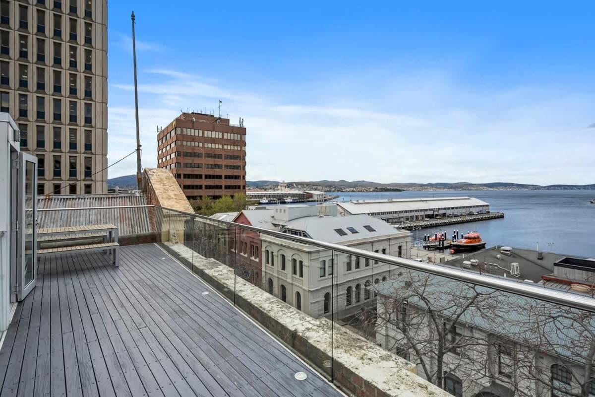Gibson Mill Penthouse With Private Balcony - 301 Apartment