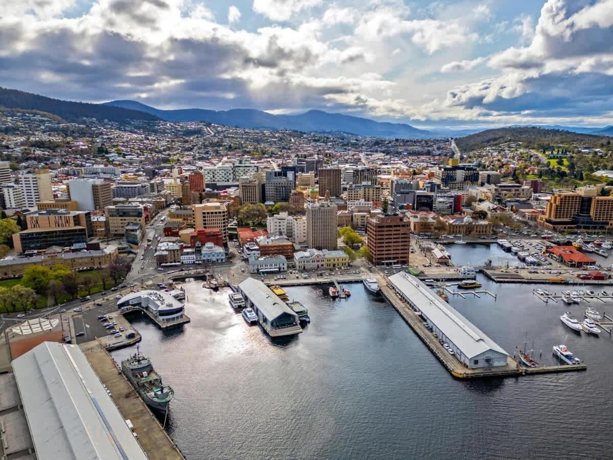 Gibson Mill Penthouse With Private Balcony - 301 * Hobart