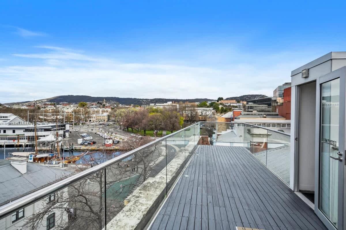 Gibson Mill Penthouse With Private Balcony - 301 Apartment *